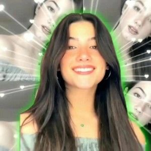 Meet your Posher, Sheila